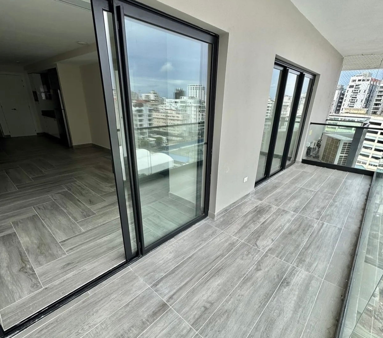 APARTAMENTO EN ALQUILER
