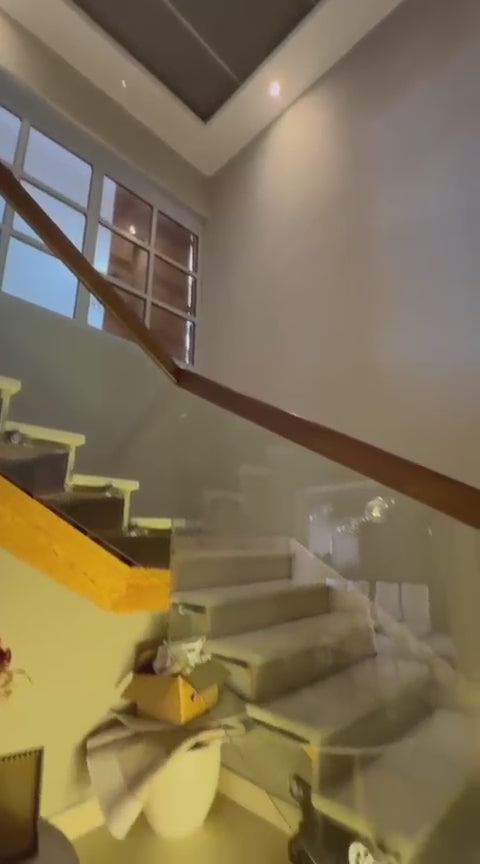 Espectacular Penthouse de 4 Habitaciones con Vista al Mar Urbanización Real